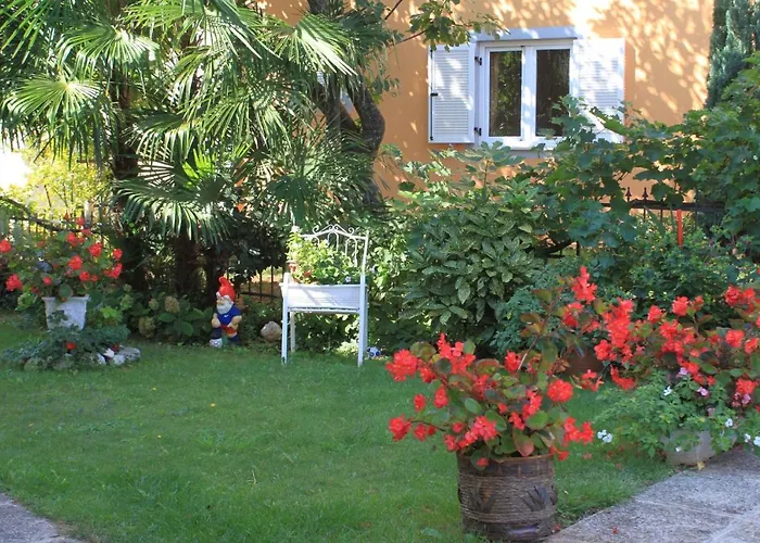 Apartments With A Parking Space Rovinj - 7095 Apartman