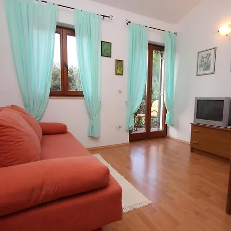 Apartamento With A Parking Space - 7095 *